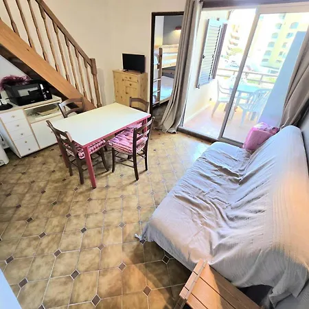 Le Mail A La - Deux Pieces Mezzanine 5 Couchages Port Leucate. Ref: 2mai_332 Mae-0733